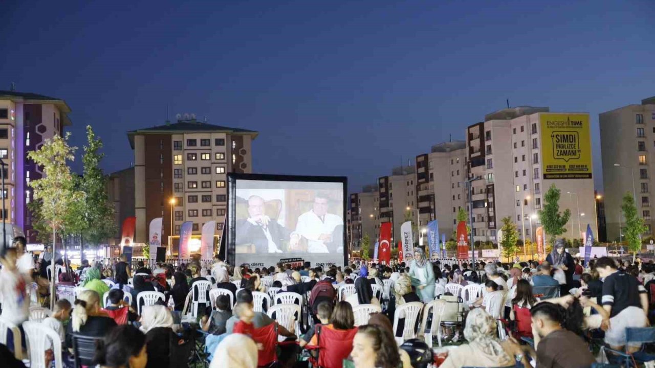 Körfez’de yaz akşamları mehteran ve "Hababam Sınıfı" ile renklendi