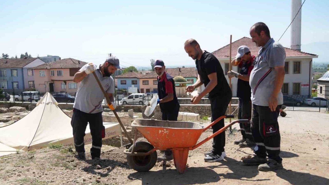 Tarihi keşfe gönüllü katkı