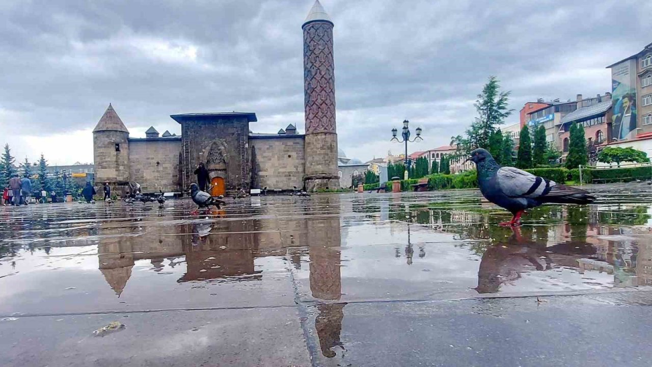 Meteoroloji’den Erzurum ve Ardahan için kuvvetli yağış uyarısı