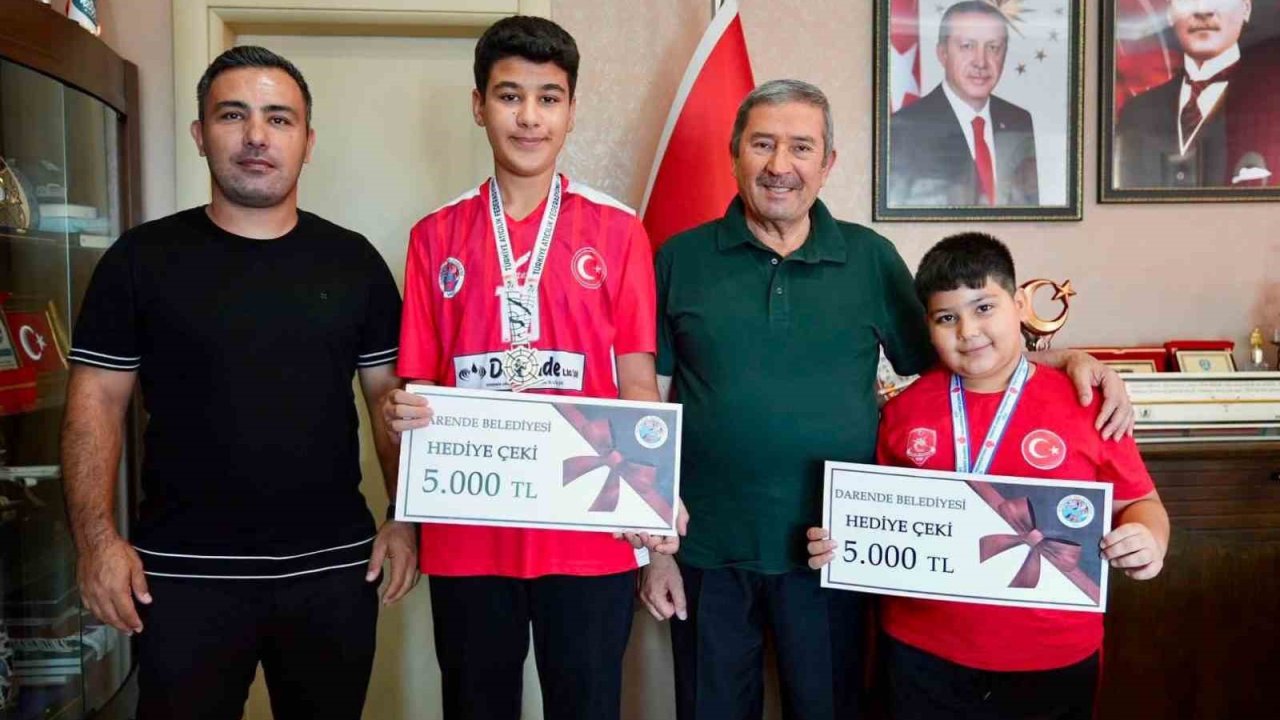 Darendeli genç sporcuların başarısı gururlandırdı