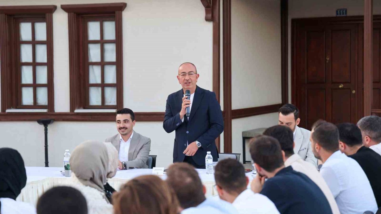 Başkan Kavuş: "Gençlik, bir ülkenin sadece bugünü değil, yarınıdır"