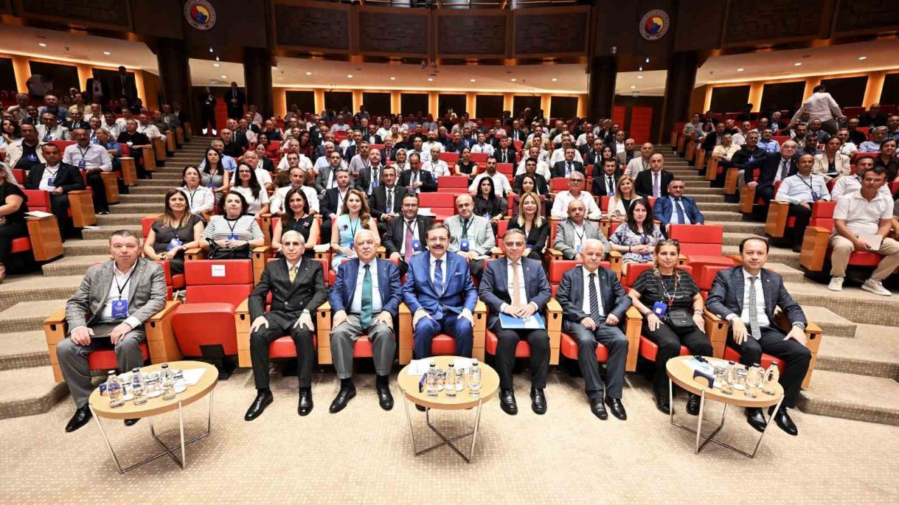 AYTO Genel Sekreteri Kahraman, TOBB Genel Sekreterler Bilgilendirme Semineri’ne katıldı