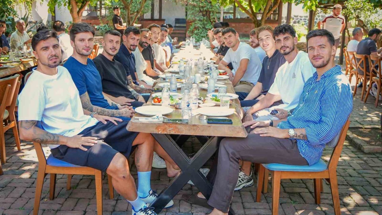 Trabzonspor’da yeni sezon öncesi birlik ve beraberlik buluşması