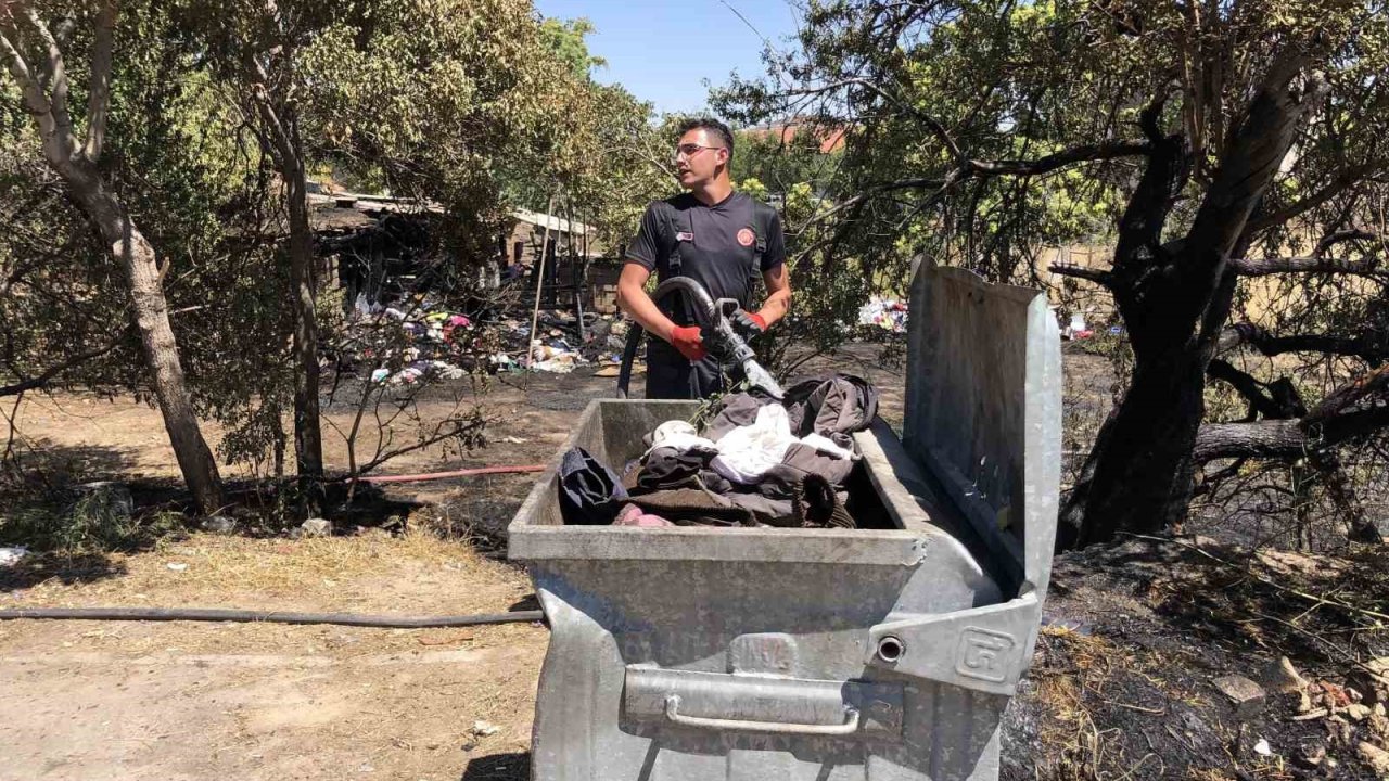Konya’da evlerin bitişiğinde yangın paniği