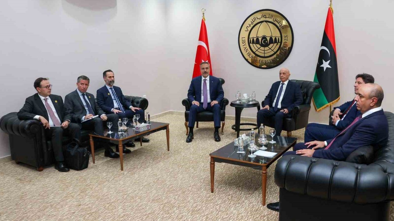 Dışişleri Bakanı Fidan, Temsilciler Meclisi Başkanı Salih ile bir araya geldi