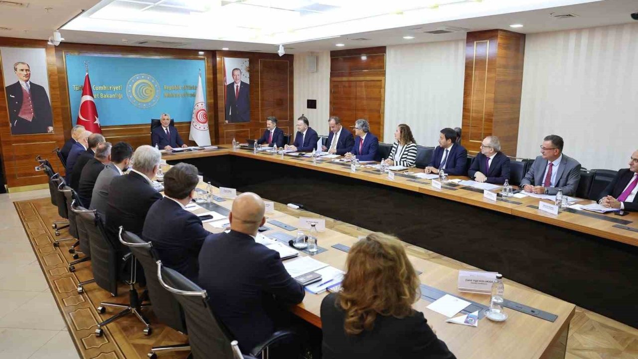 Hizmet ihracatında 122,6 milyar dolarlık rekor
