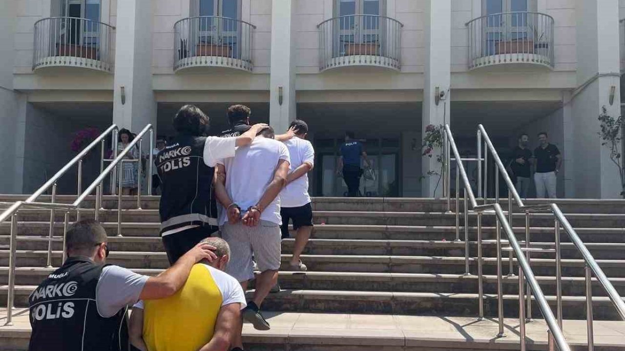 Bodrum’da uyuşturucu ticaretine suçüstü: 2 şüpheli yakalandı