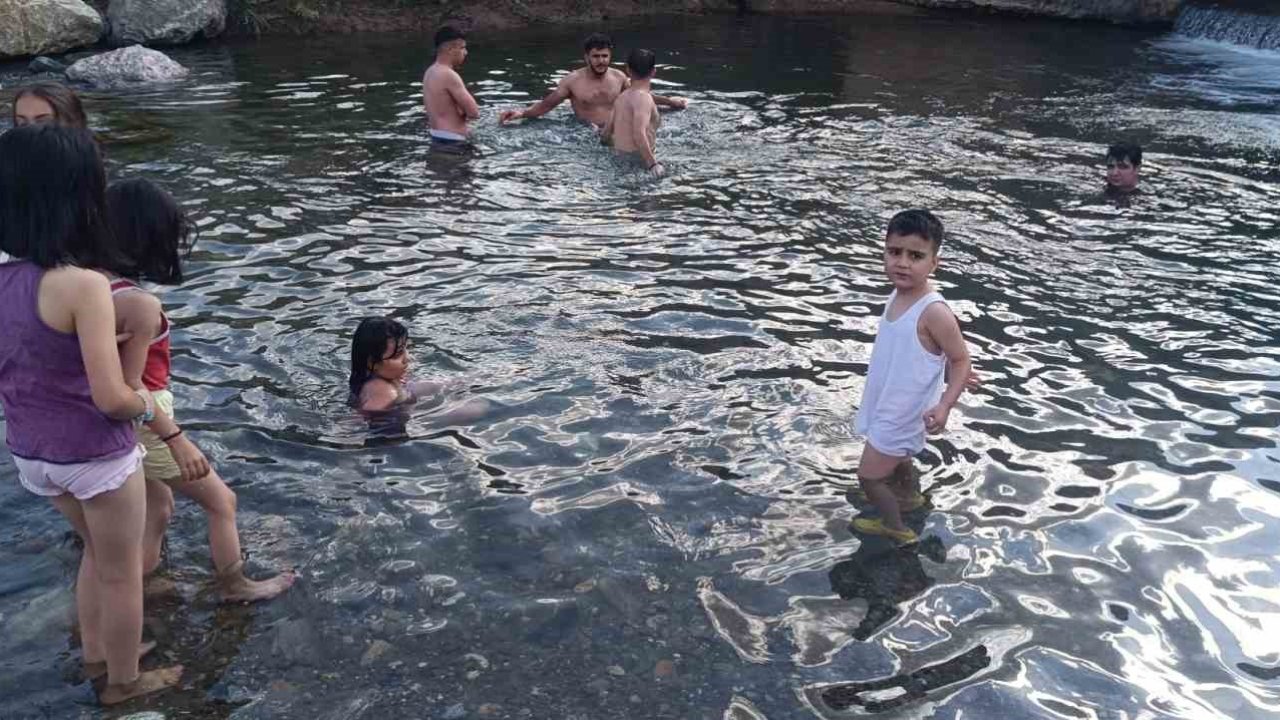 Hakkari’de sıcaklara karşı doğal çözüm