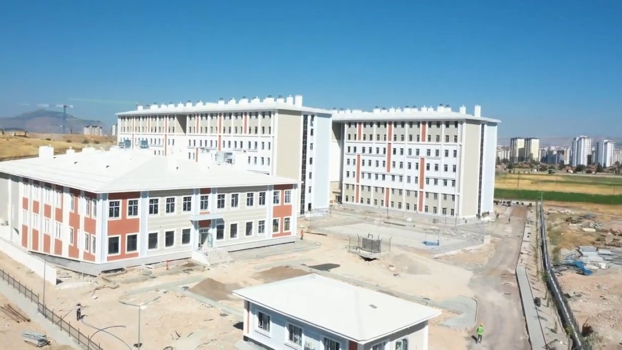 Kayseri’de 3 bin kişilik öğrenci yurdu inşaatı tamamlandı