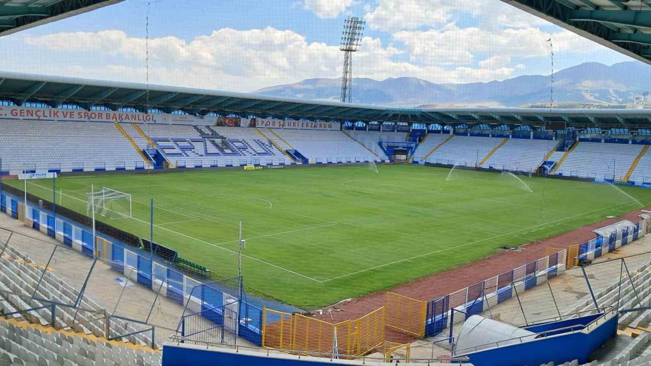Erzurumspor’da ilk günden 1089 kombine satıldı: Hedef 20 bin kombine