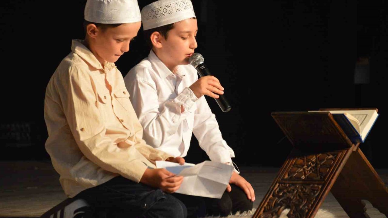 Tavşanlı’da Yaz Kur’an Kursu kapanış programı coşkuyla gerçekleşti