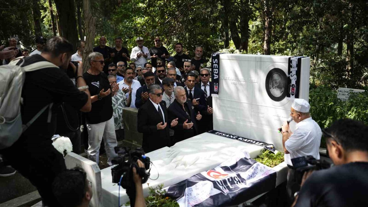 Süleyman Seba, vefatının 12. yıl dönümünde kabri başında anıldı