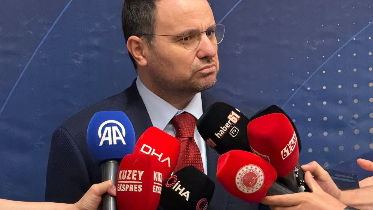Bakan Akın Gürlek: "Burada kesinlikle dini bir görüşe, dini bir cemaate karşı bir operasyon yok, mali yapılanmaya yönelik bir operasyon"