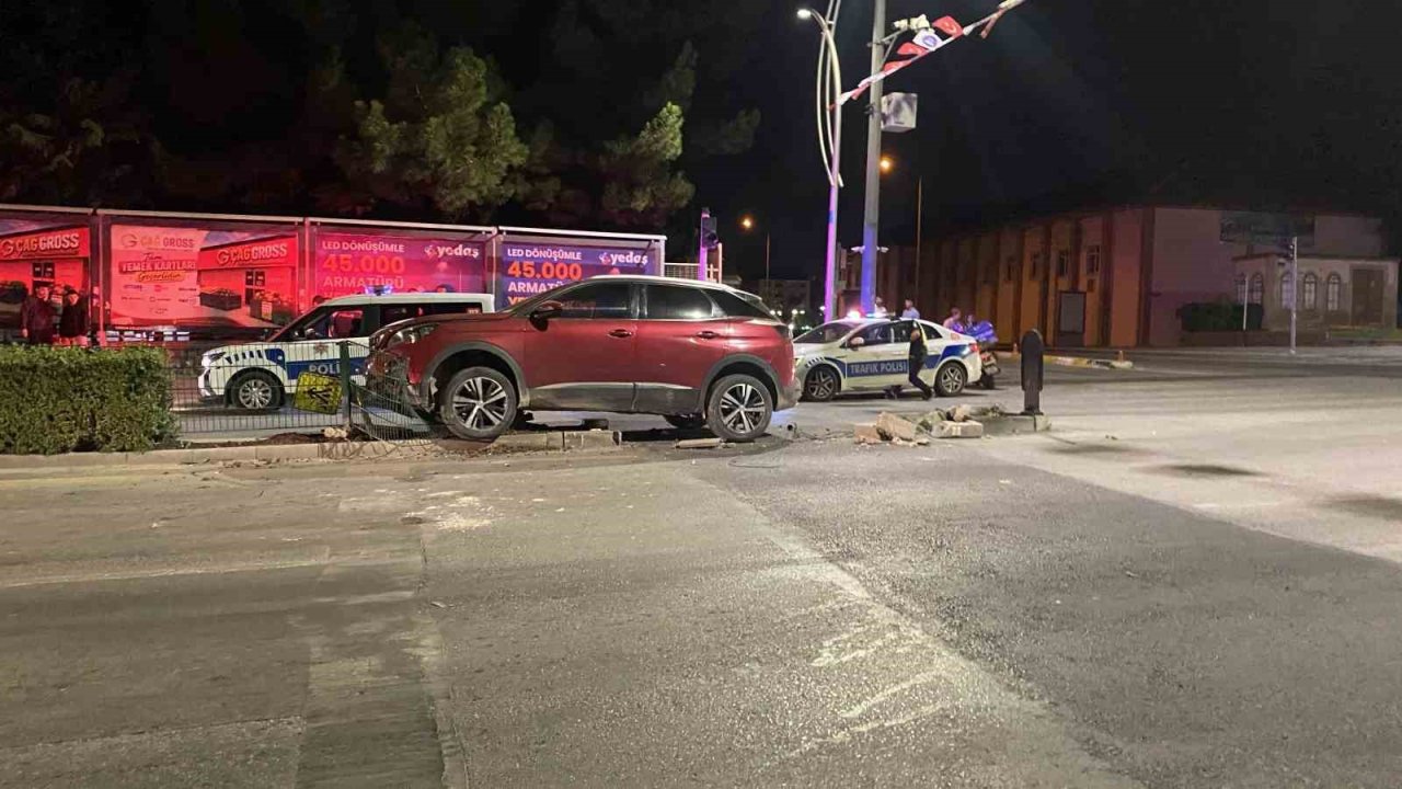 Çorum’da otomobil ile motosiklet çarpıştı: 1 yaralı
