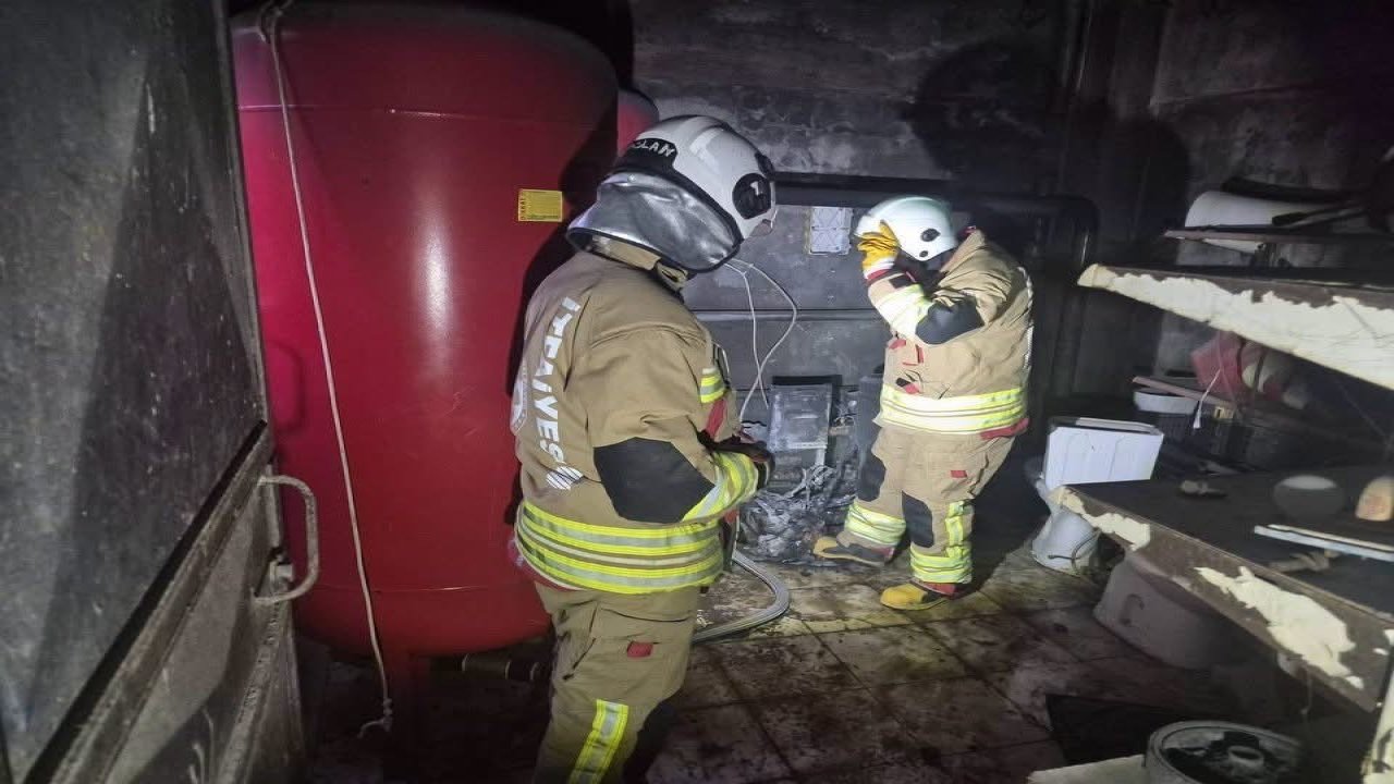 Arsuz’da kazan dairesi yangını binaya sıçramadan söndürüldü