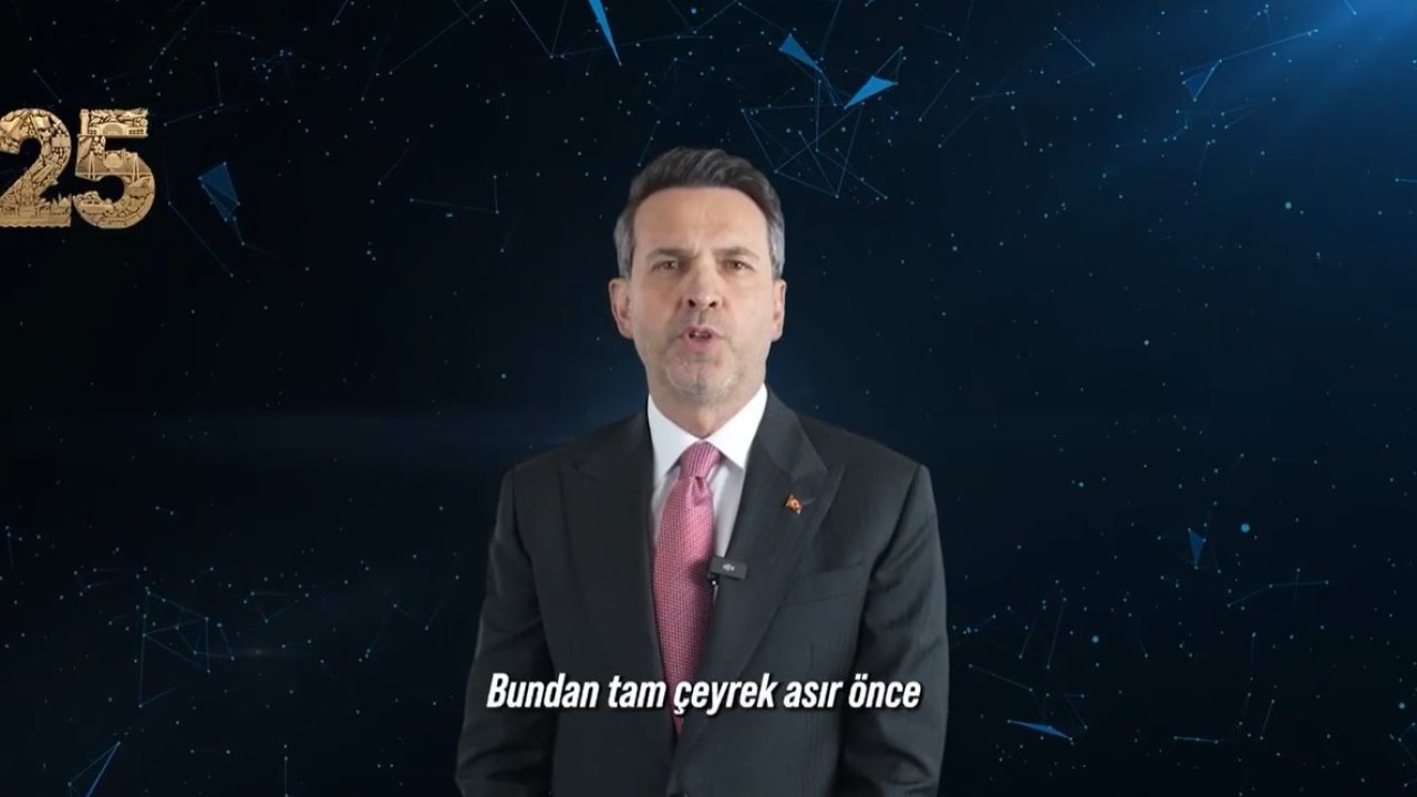 Bakan Bayraktar, AK Parti’nin 25’inci kuruluş yıl dönümünü kutladı