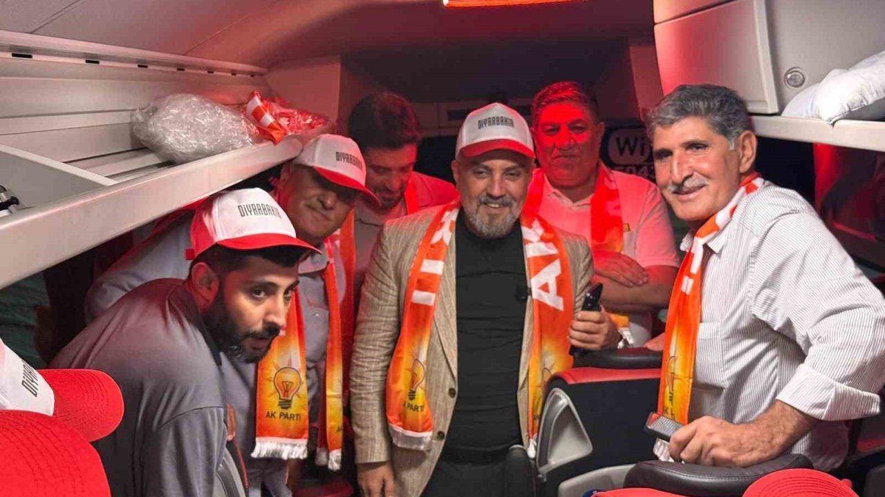 AK Parti teşkilatı büyük mitinge katılmak üzere Ankara’ya hareket etti