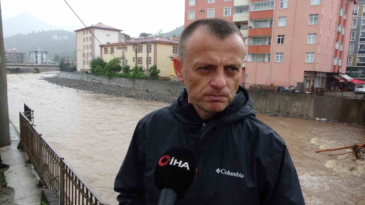 Keşap Belediye Başkanı Arışan: "Kayıp 2 kişiyi arama kurtarma çalışmaları devam ediyor"
