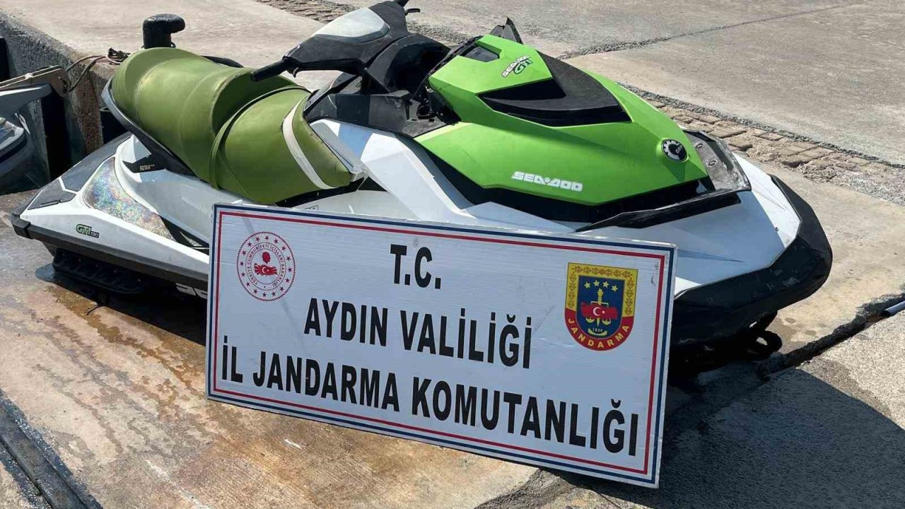 Didim’de jet ski ile düzensiz göçmen taşırken yakalandı