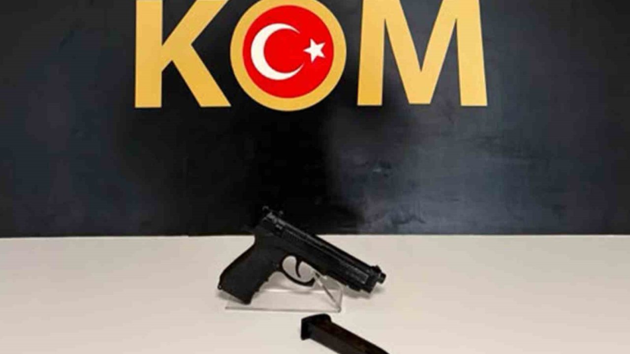 Sosyal medya üzerinden organize suç örgütünü öven şahıs gözaltına alındı