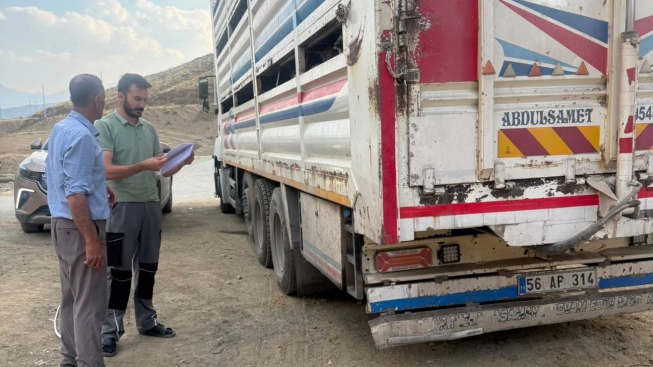 Yüksekova’da hayvan sağlığı için yol kontrolleri sürüyor