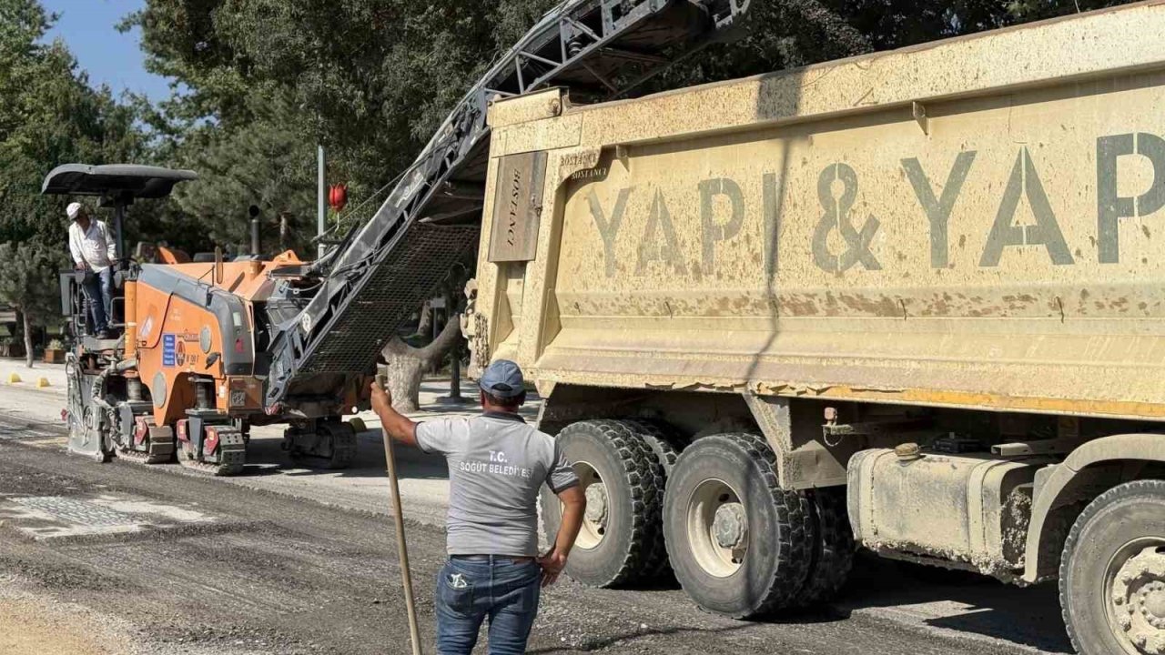 Bilecik’te ana caddeler baştan aşağı yenileniyor