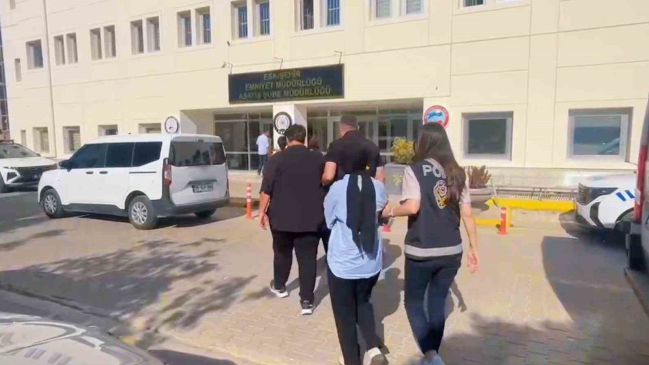 Eskişehir merkezli 19 ilde ’sahte modem’ operasyonu: 90 şüpheli yakalandı