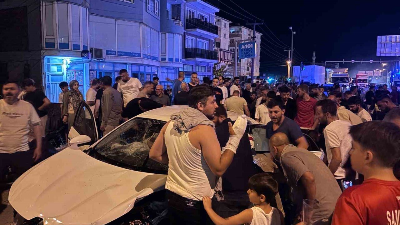 Kırmızı ışık ihlali facia getirdi : 1’i ağır 5 yaralı