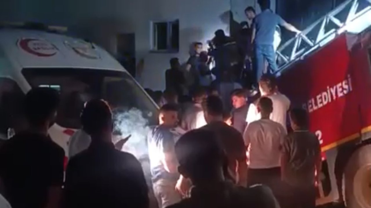 Hakkari’de acı olay: Uzman çavuş itfaiye aracının kayması sonucu hayatını kaybetti