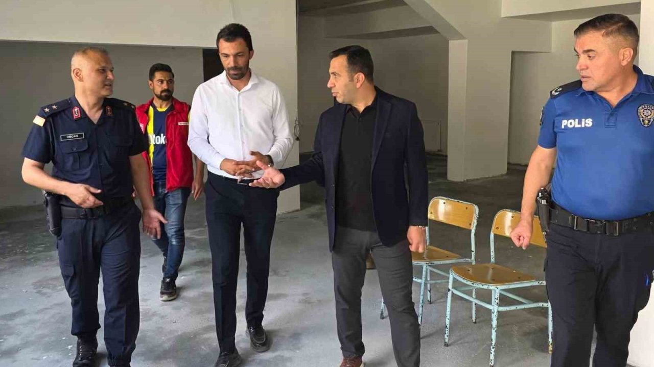 Kaymakam Algın, Gölbaşı Gençlik Merkezini ziyaret etti