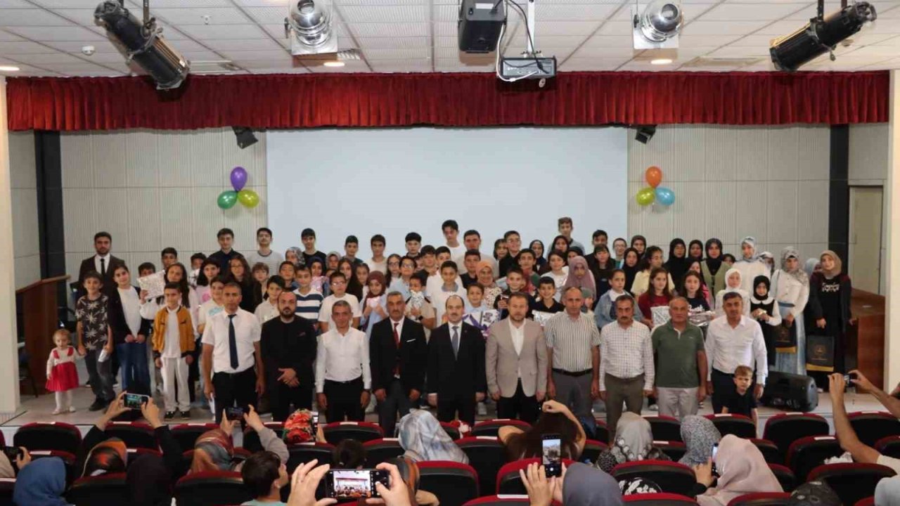 Yaz Kur’an kursları bilgi yarışmasında 100 öğrenci ödüllendirildi