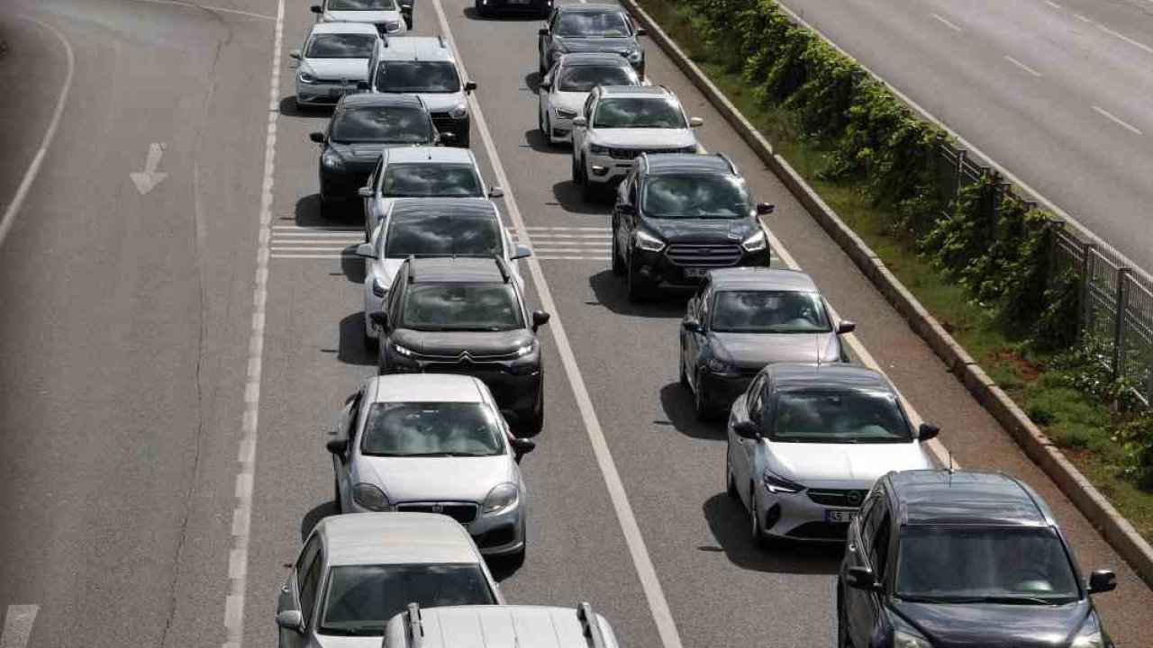 Muğla’da Temmuz ayında 4 bin 177 araç trafiğe kaydedildi