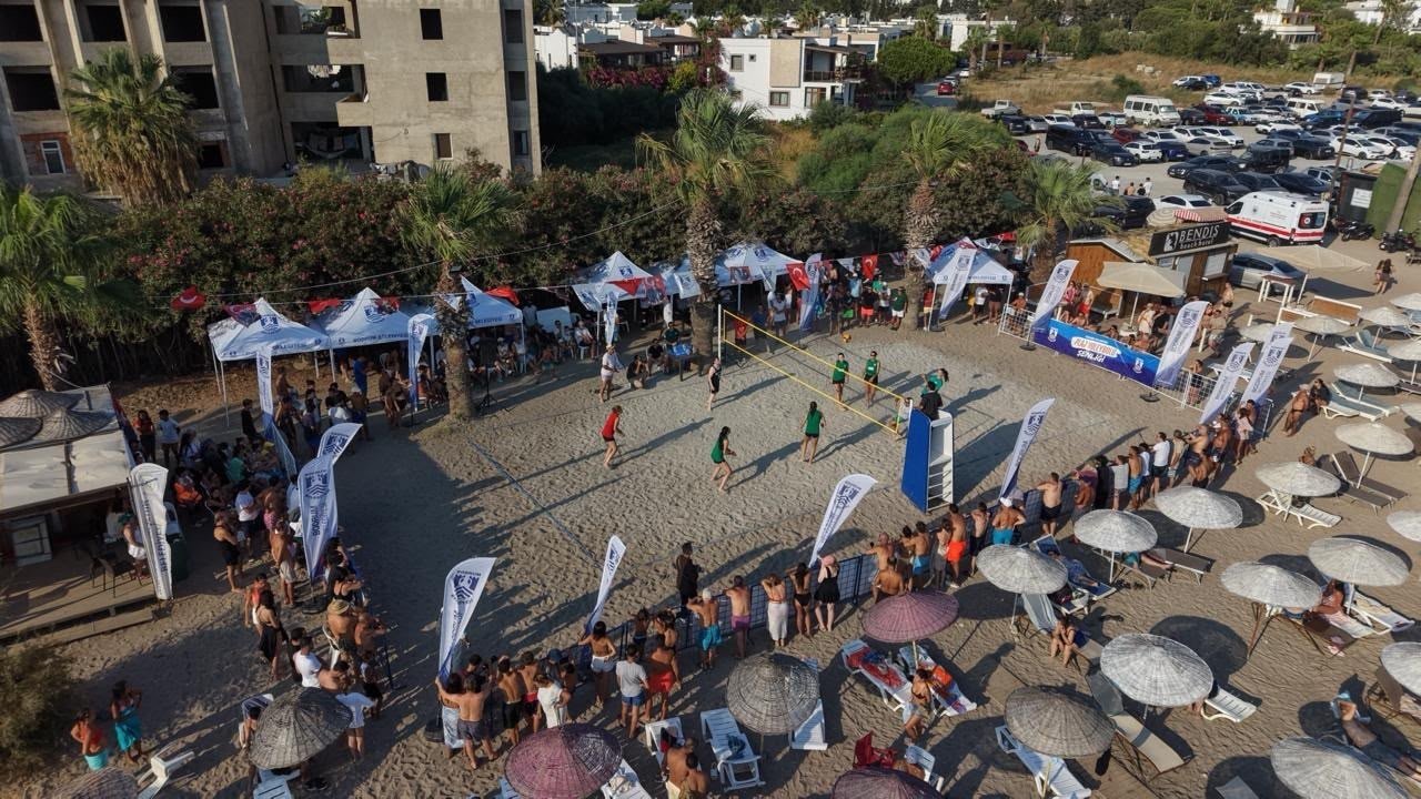Bodrum’da plaj voleybolu heyecanı