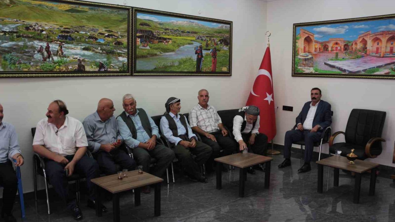 Şırnak’ta aşiret liderleri ve kanaat önderlerinden "çerçeve yasa"ya tam destek
