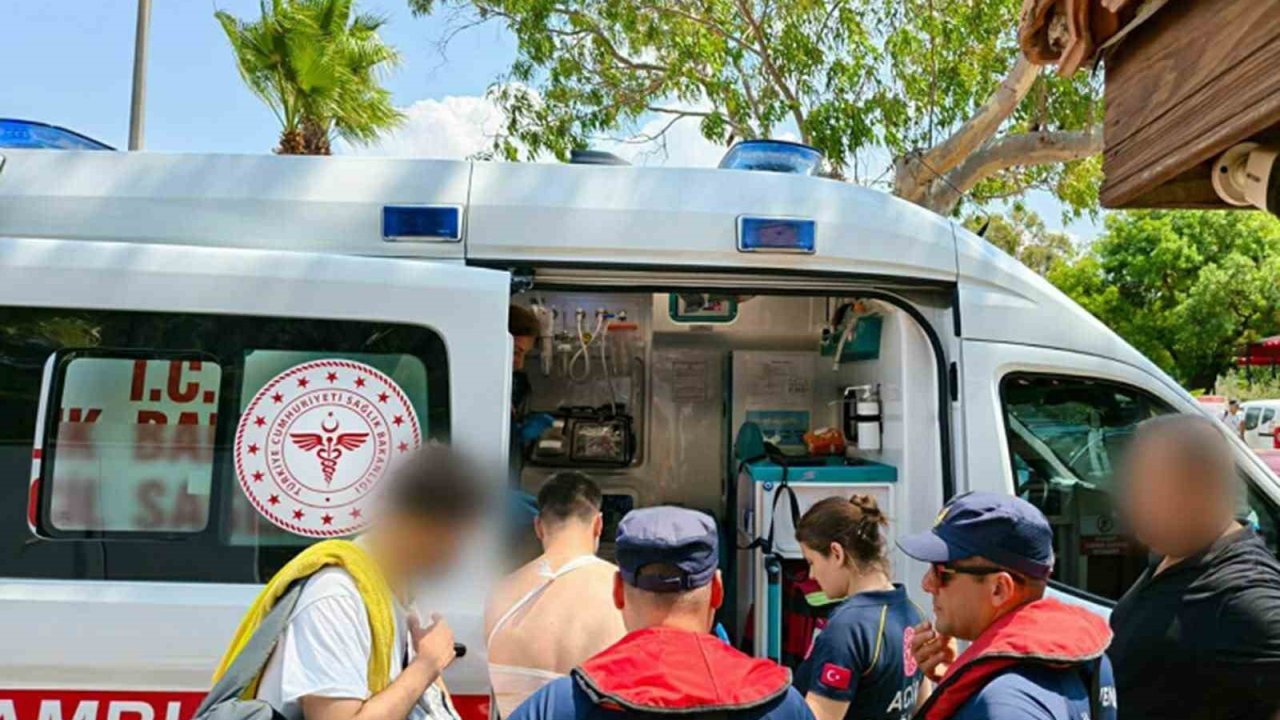 Marmaris ve Fethiye’de teknelerde yaralanan 2 kişiye Sahil Güvenlikten tıbbi tahliye