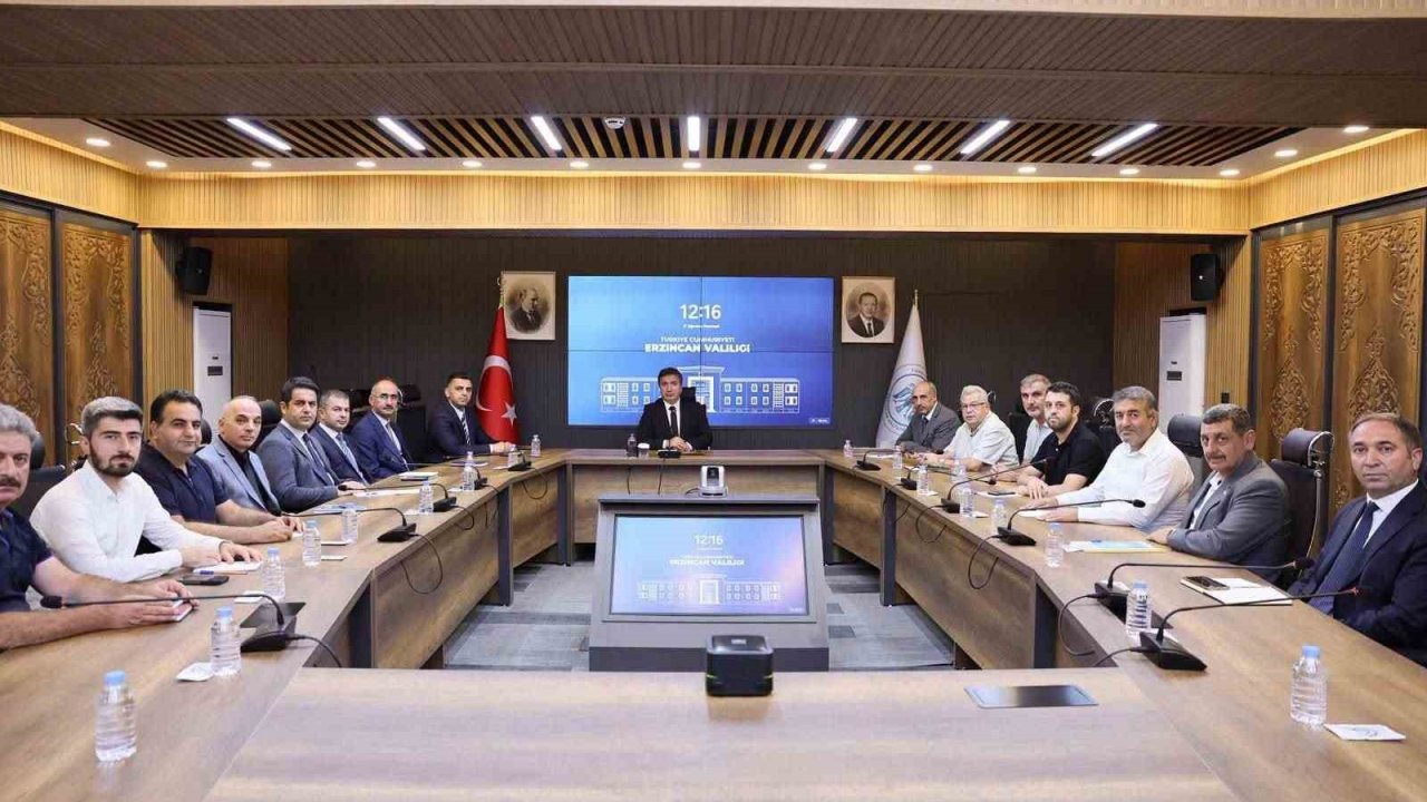 Erzincan’da İl Özel İdaresi çalışmaları değerlendirildi