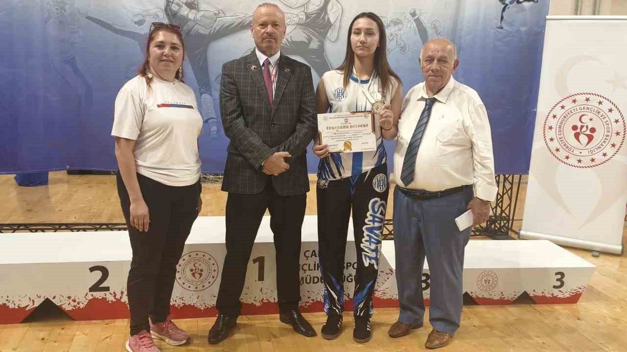 Kütahya’nın gururu Elif Kaya, Milli Takım yolunda