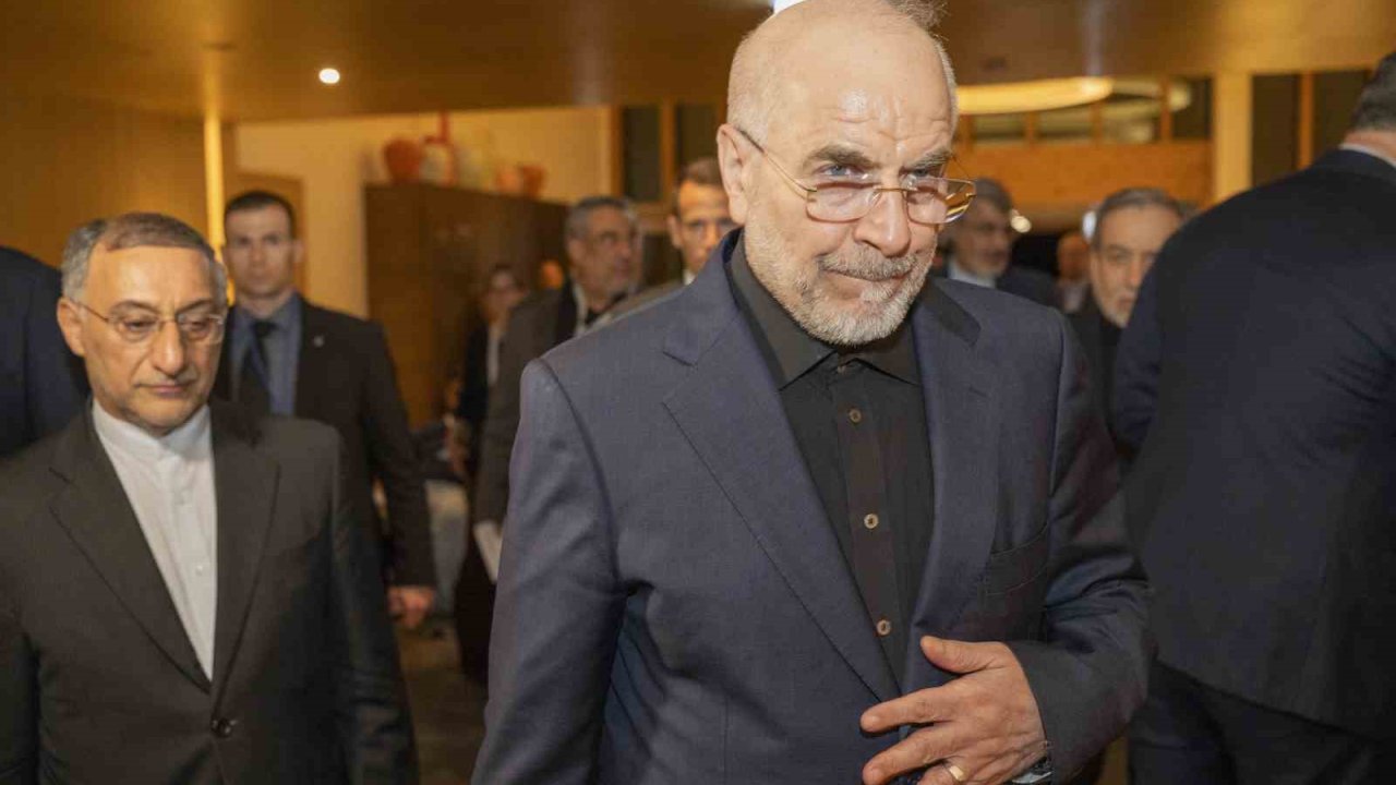 Galibaf: "Amerikalılar, İran’a yönelik baskıyı daha da artırmanın, hiçbir zaman anlaşmanın parçası olmayan tavizleri koparmalarını sağlayacağını düşünüyor"