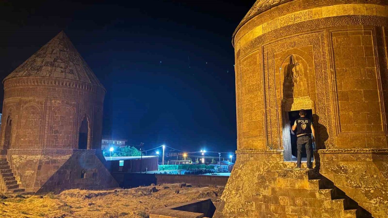 Ahlat’ta tarihi mekanlarda güvenlik denetimi