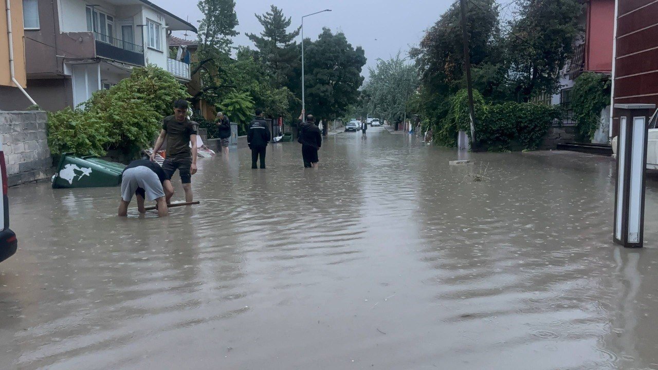 Meteoroloji’den Erzincan ve Bayburt’a sağanak uyarısı