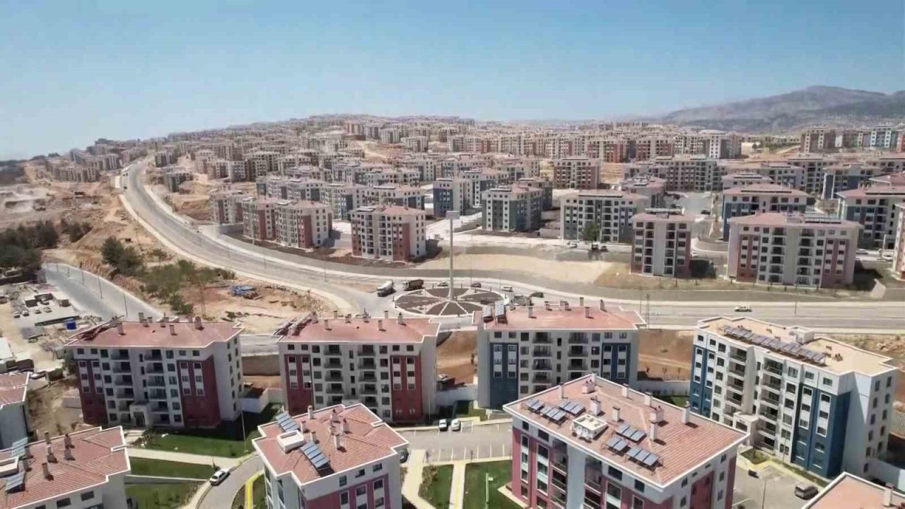 Deprem konutlarıyla yeni bir şehir inşa edildi