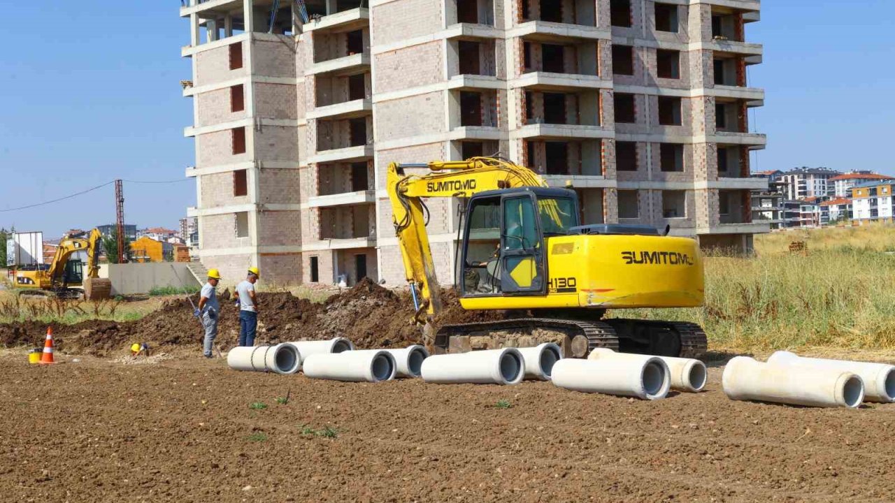 Uşak’ta alt ve üst yapı çalışmaları aralıksız sürüyor