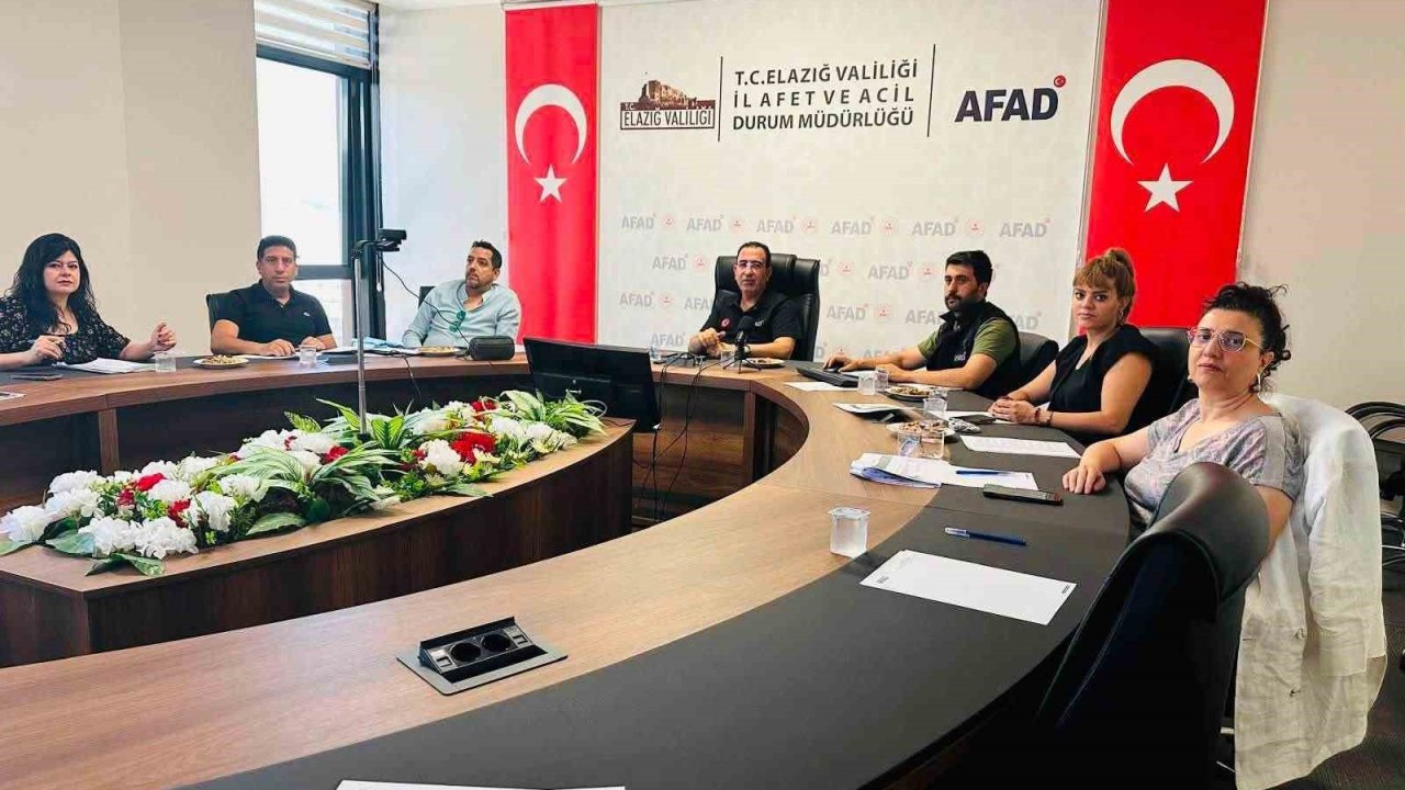 Elazığ’da afet risklerinin azaltılmasına yönelik çalışmalar ele alındı