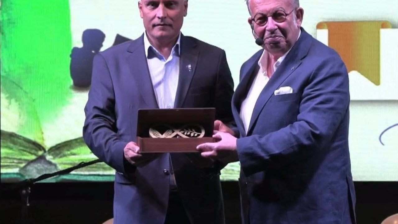 8. Edremit Kitap Fuarı’nın ikinci günü dolu dolu geçti