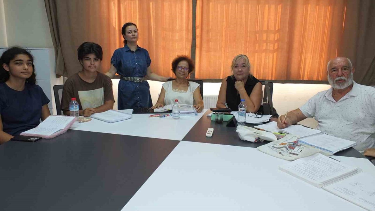 Burhaniye’de Yunanca kursu açıldı