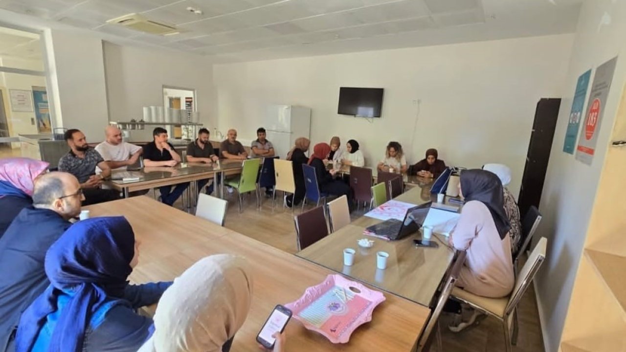 Arıcak’ta kadına yönelik şiddetle mücadele eğitimi