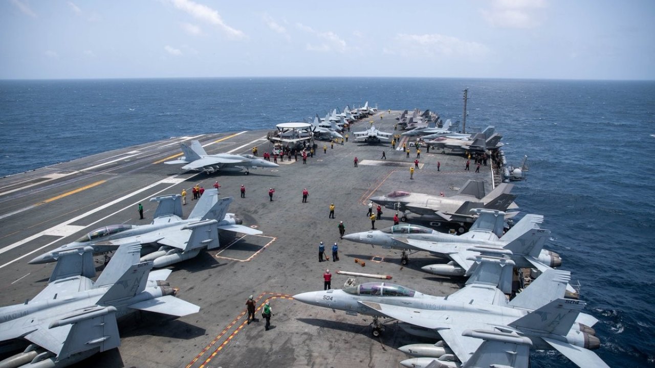 ABD, USS George Washington uçak gemisini Orta Doğu’ya konuşlandırdı