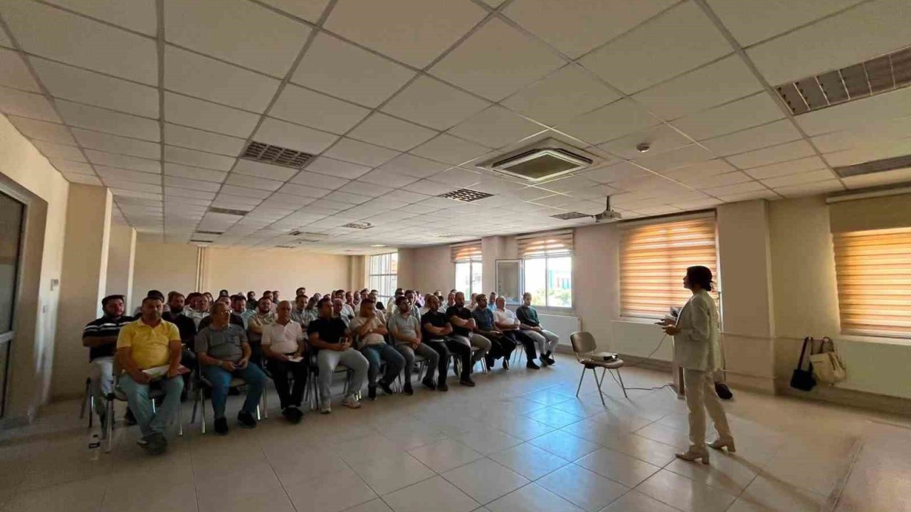 Burhaniye’de Müftülük personeline bağımlılıkla mücadele semineri