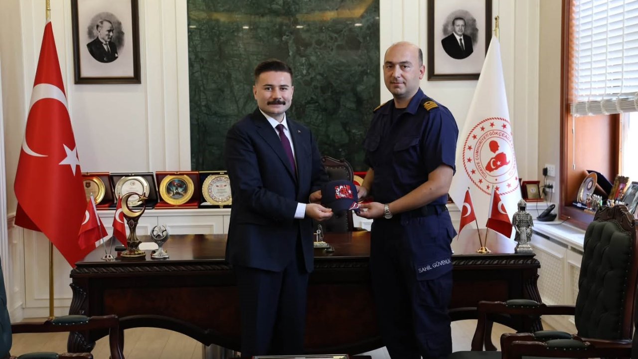 Sahil Güvenlik Batı Marmara Grup Komutanı Borucu’dan Kaymakam Acar’a ziyaret
