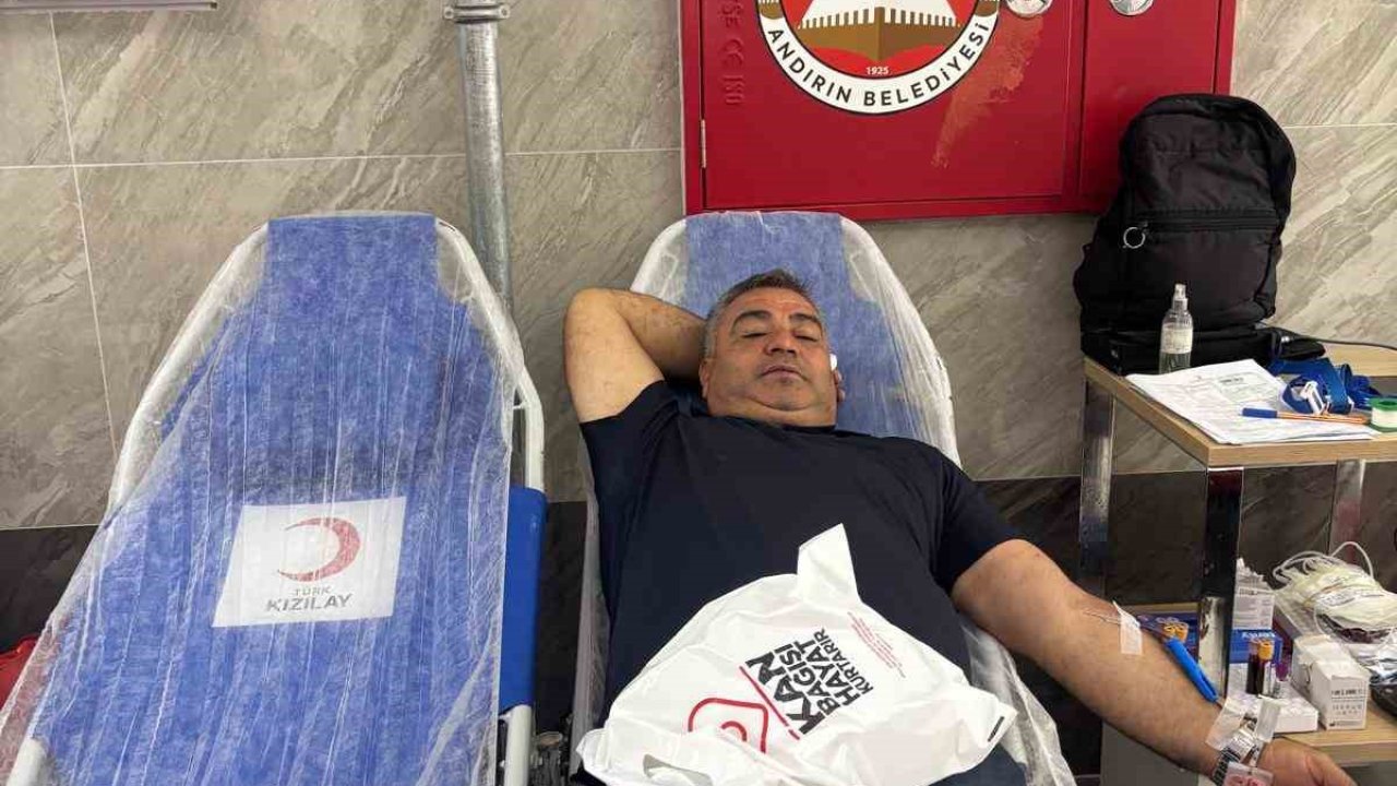 Andırın’da muhtarlardan Kızılay’ın kan bağışı kampanyasına destek